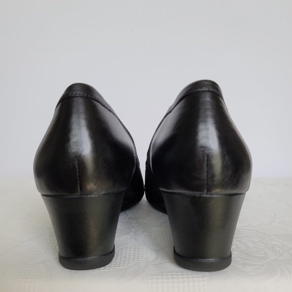 CLARKS Artisan Neala Moon Slip-On Wedge Pumps- Black color- Women's Size 9M - Picture 12 of 12